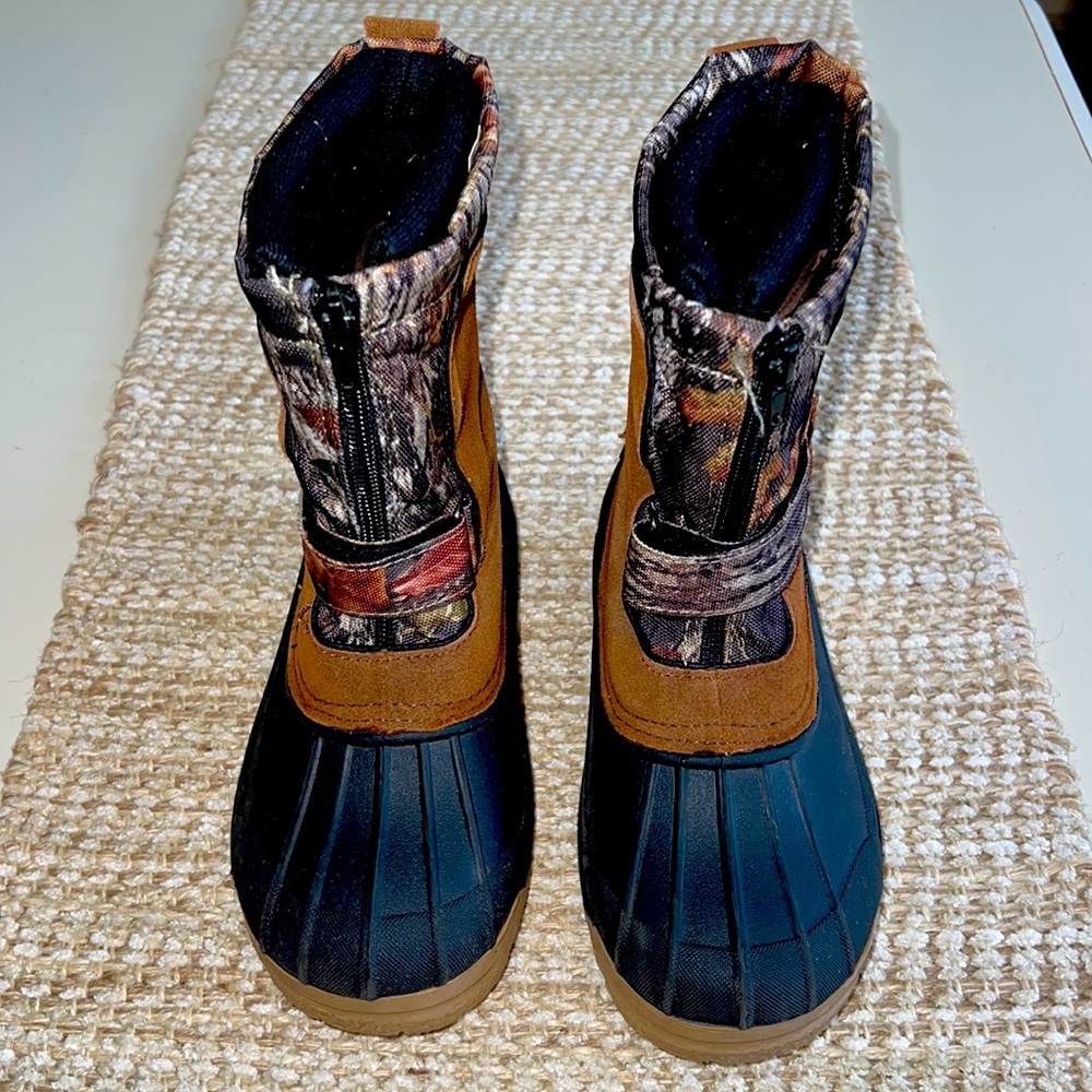 Ozark Trail Snow Boots, Black, Brown & Camo, Size 1, Almost new condition!